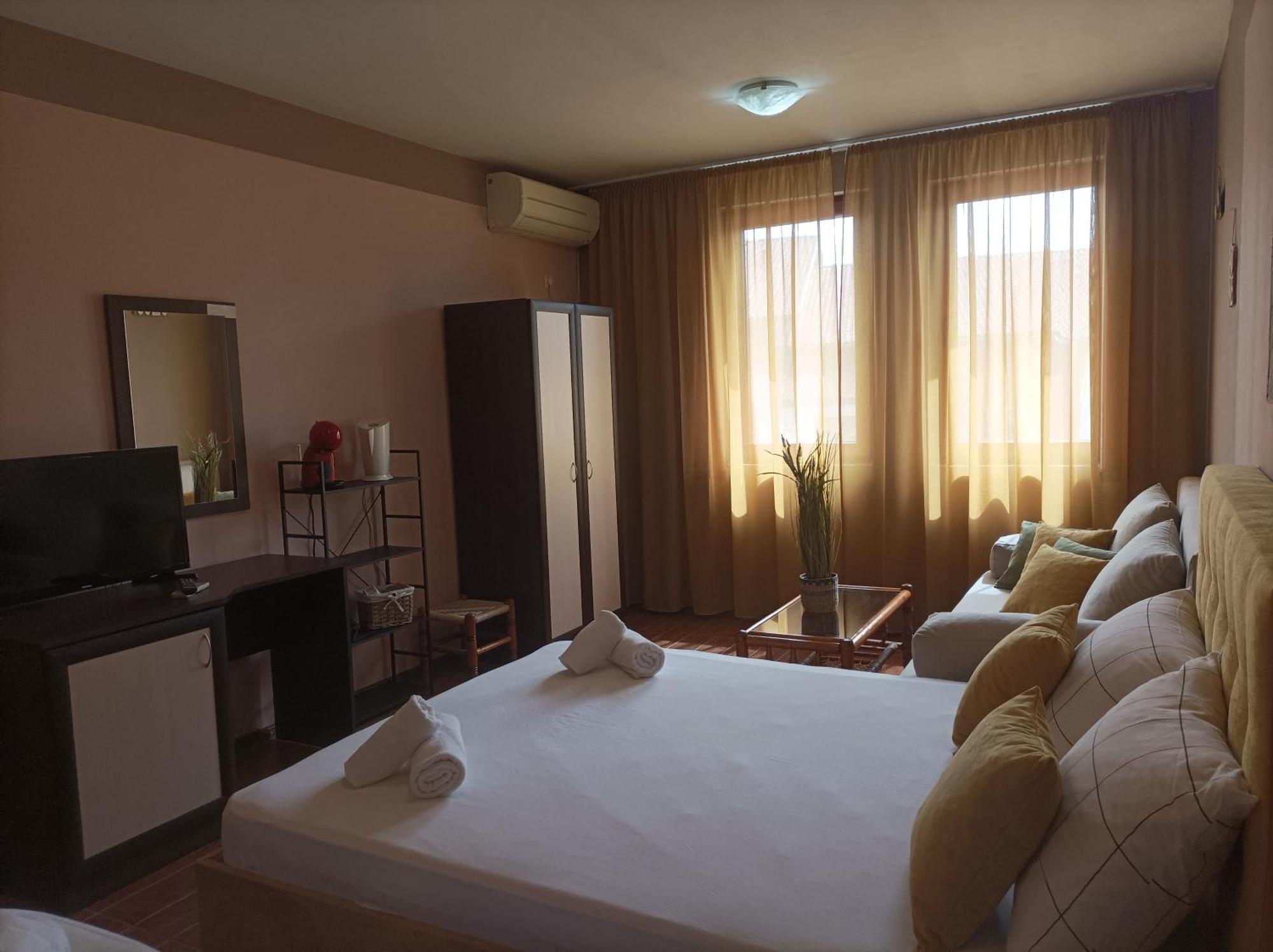 Cosy Apartments And Spectacular Rooms Fotiadis Veliko Tarnovo Kültér fotó