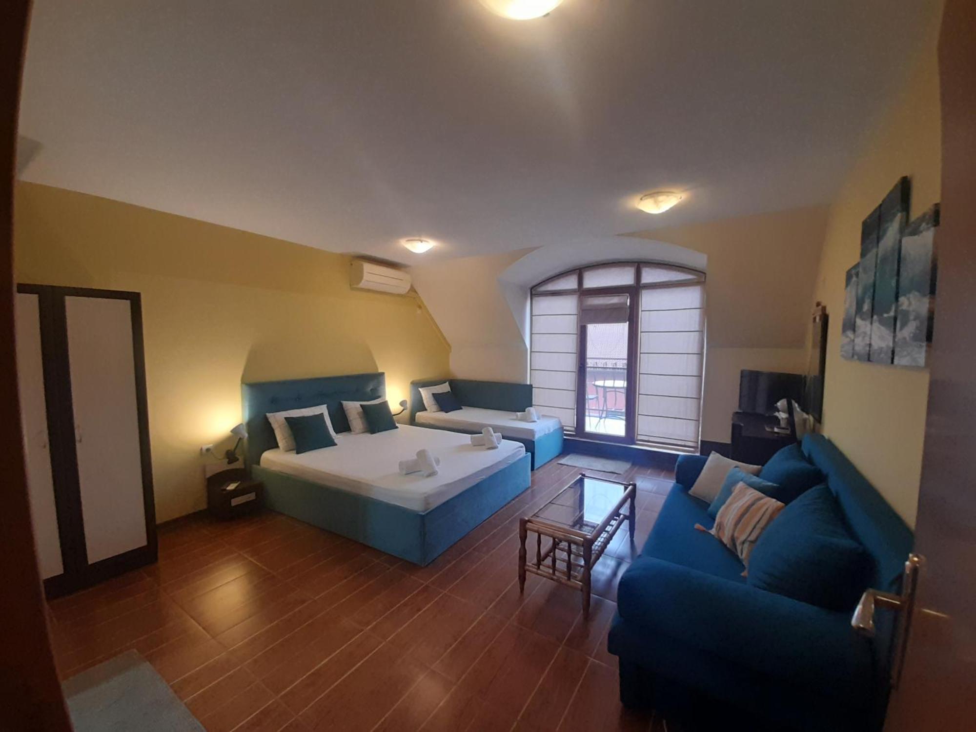 Cosy Apartments And Spectacular Rooms Fotiadis Veliko Tarnovo Kültér fotó