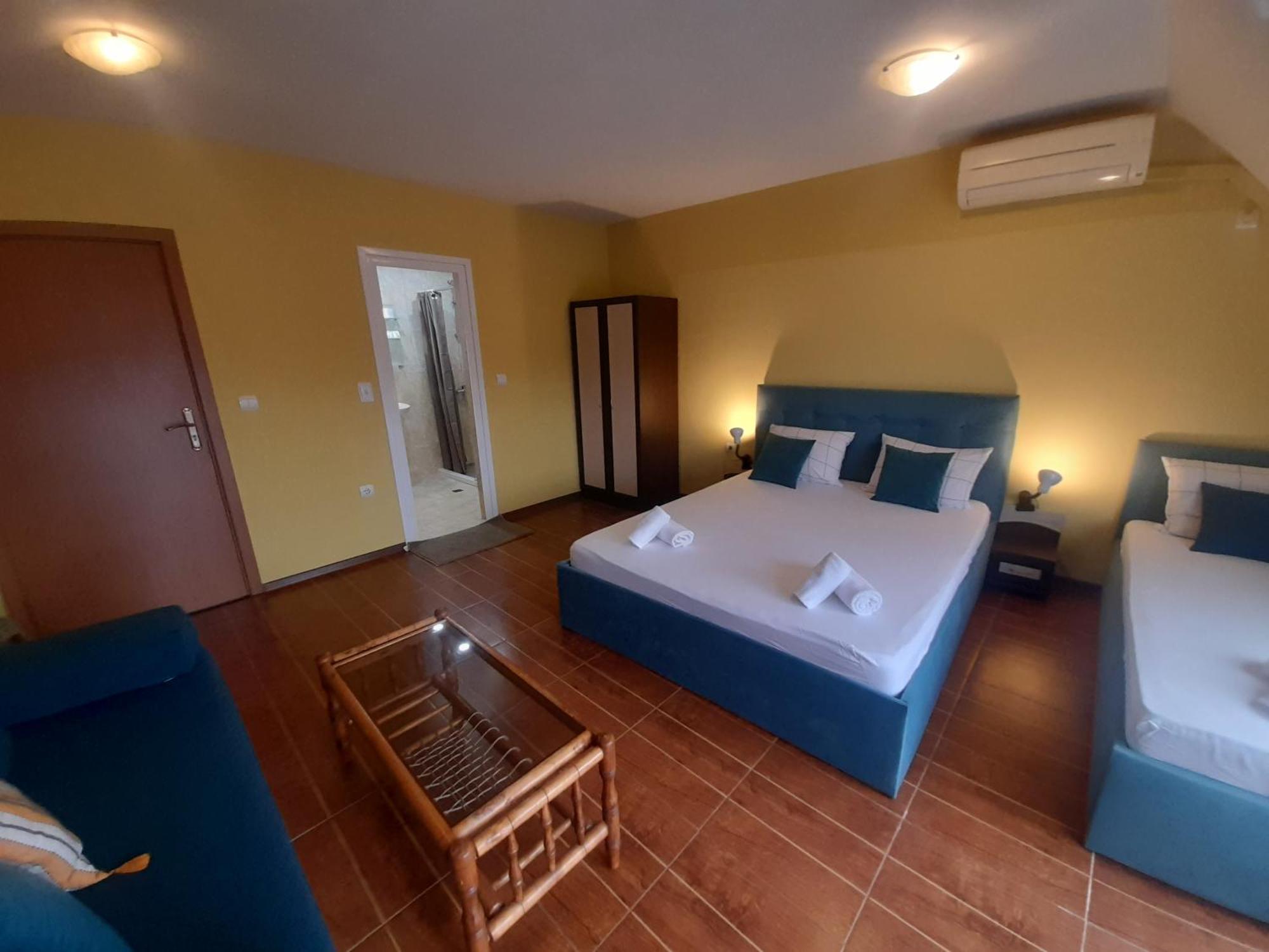 Cosy Apartments And Spectacular Rooms Fotiadis Veliko Tarnovo Kültér fotó